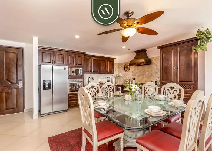 Two Bdrm With Private Terrace - Ocean View - Pool Holiday home *