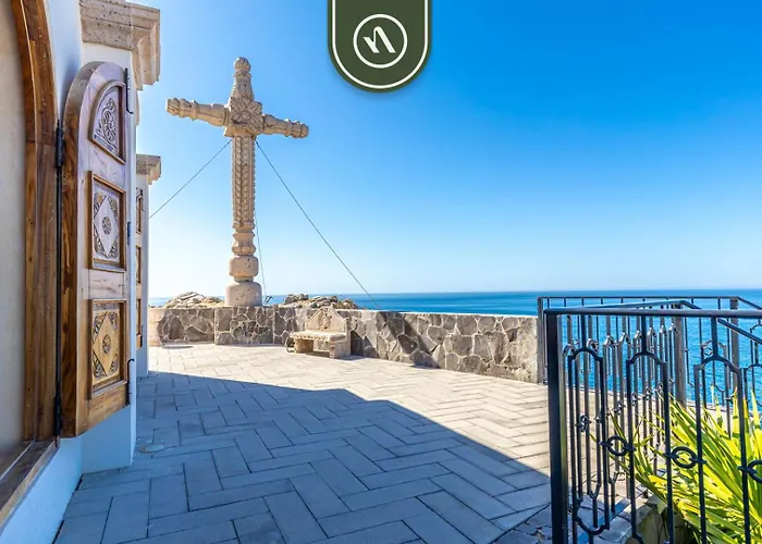 Two Bdrm With Private Terrace - Ocean View - Pool Holiday home