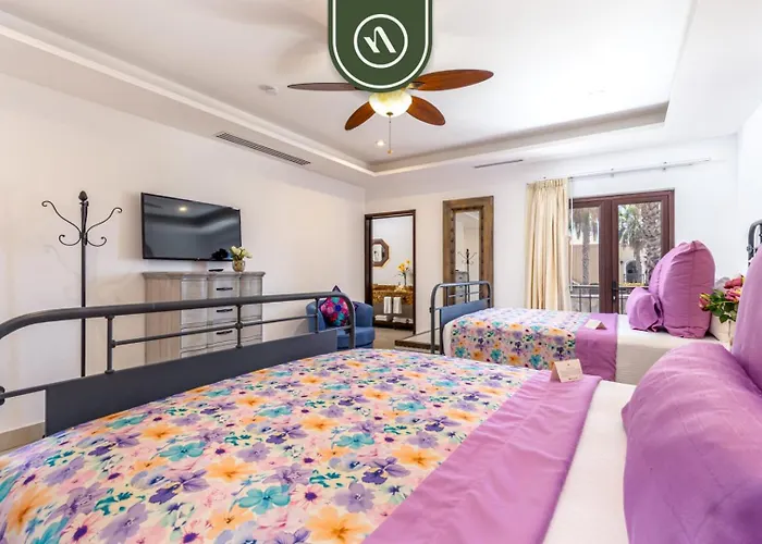 Holiday home Two Bdrm With Private Terrace - Ocean View - Pool *